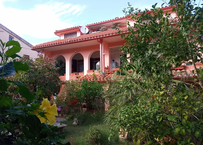 Villa Corrias